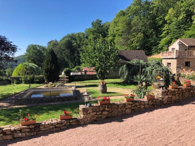 Domaine Du Bas De Chene Vila Saint-Sernin-du-Bois Exterior foto