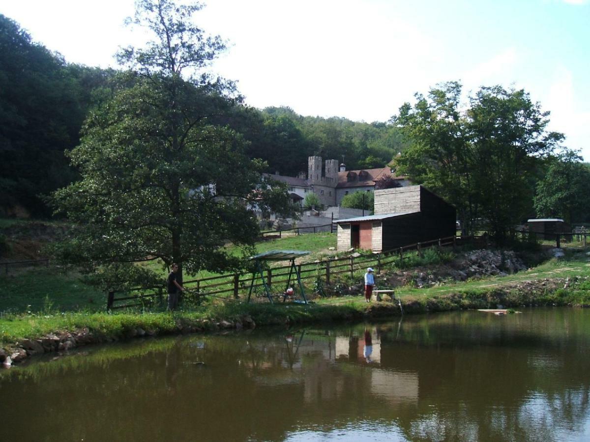 Domaine Du Bas De Chene Vila Saint-Sernin-du-Bois Exterior foto